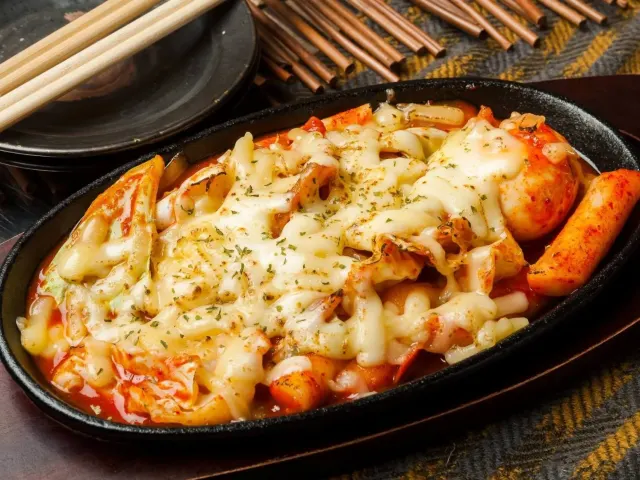 Acılı Kızarmış Teobokki - Rao China Çankaya