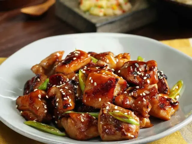 Teriyaki Soslu Teobokki - Rao China Çankaya
