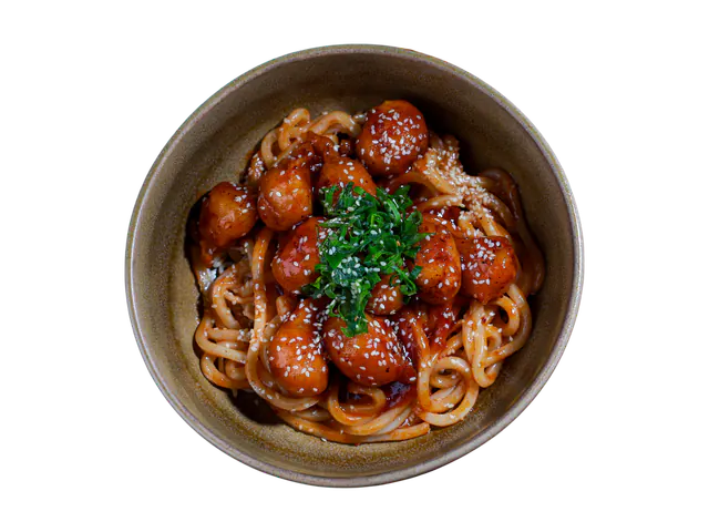 General tso soslu tavuklu udon erişte - Rao China Çankaya